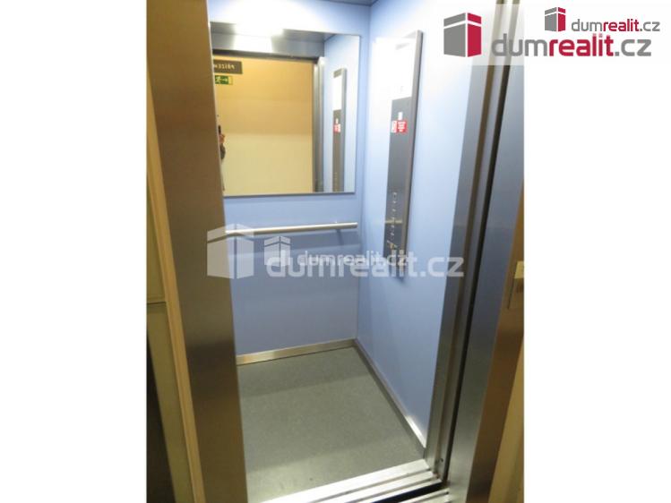 Pronájem bytu 2+KK Praha, Vrázova 535 č. 24