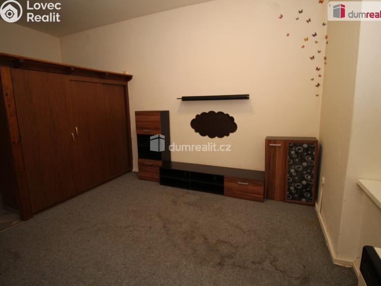 Pronájem bytu 1+1 Karlovy Vary, Lad. Koubka 413 č. 2