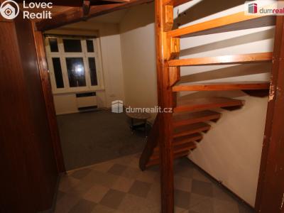 Pronájem bytu 1+1 Karlovy Vary, Lad. Koubka 413 č. 6