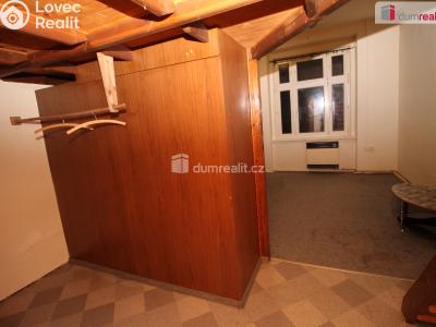 Pronájem bytu 1+1 Karlovy Vary, Lad. Koubka 413 č. 7