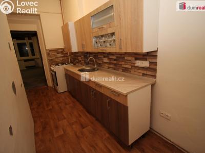 Pronájem bytu 1+1 Karlovy Vary, Lad. Koubka 413 č. 9