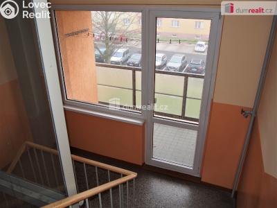 Pronájem bytu 1+KK Ostrov, Jungmannova 1260 č. 8