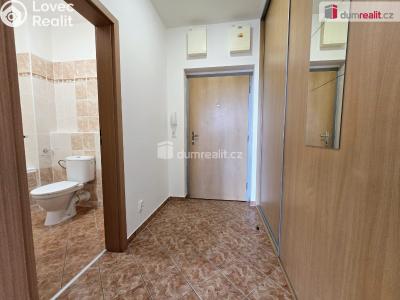 Pronájem bytu 1+KK Praha, Sicherova 1601 č. 10