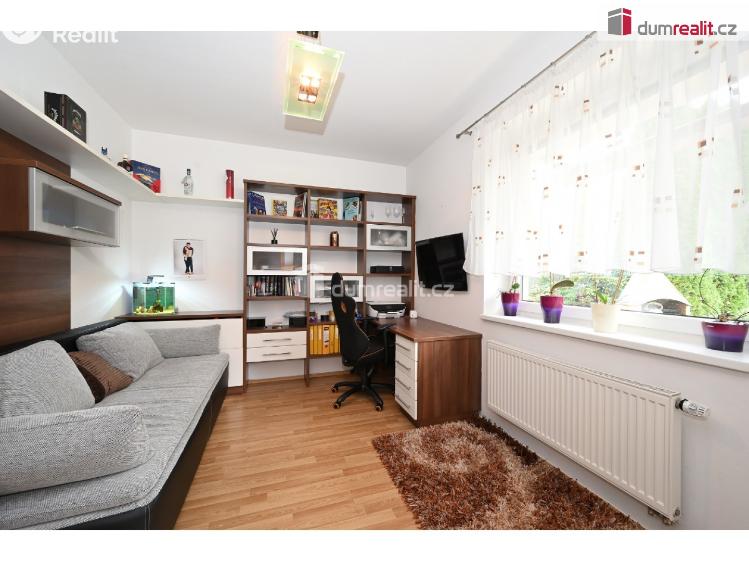 Prodej bytu 4+KK Praha, Račiněveská 2535 č. 17