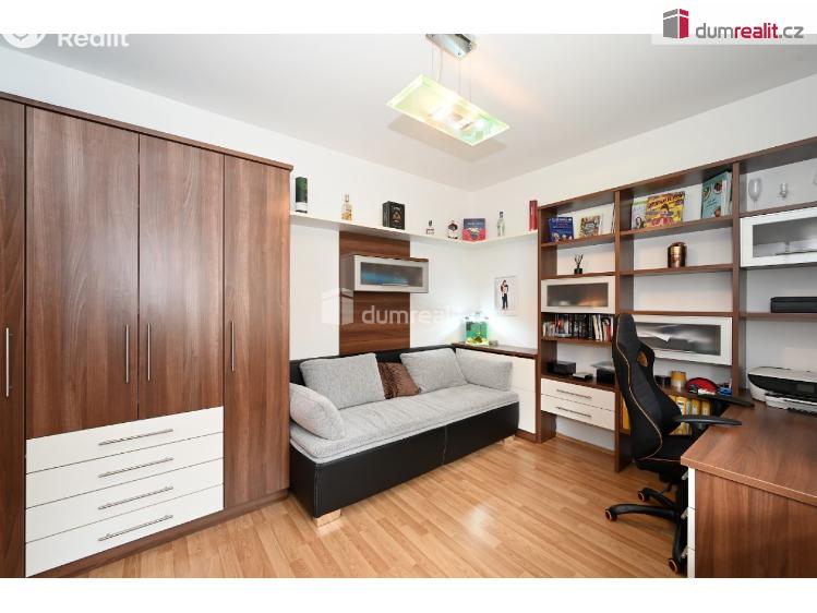 Prodej bytu 4+KK Praha, Račiněveská 2535 č. 20