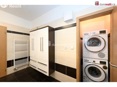 Prodej bytu 4+KK Praha, Račiněveská 2535 č. 24