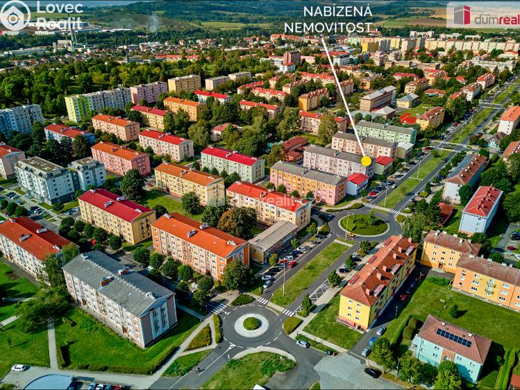 Prodej bytu 2+1 Ostrov, Hlavní třída 1001 č. 2