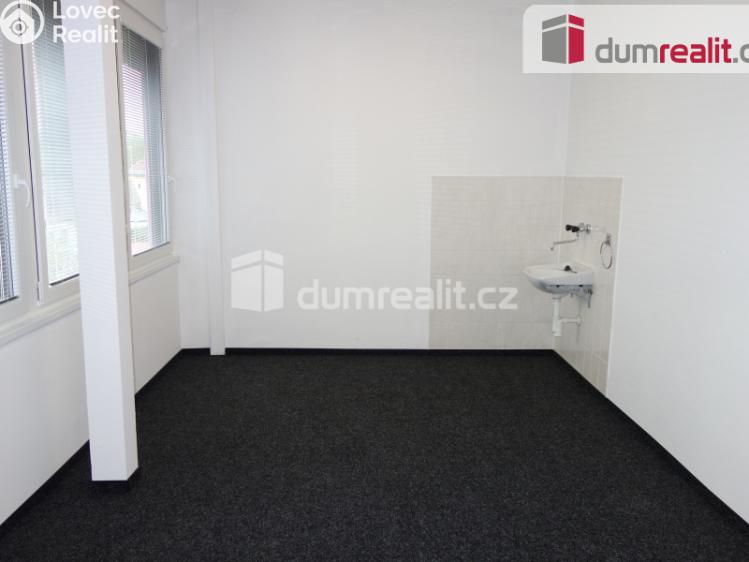 Pronájem kanceláře Břeclav, náměstí T. G. Masaryka 11 č. 4