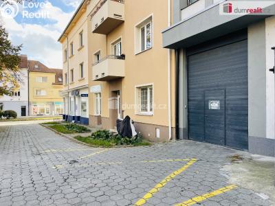 Pronájem kanceláře Hodonín, nám. 17. listopadu 3870 č. 10