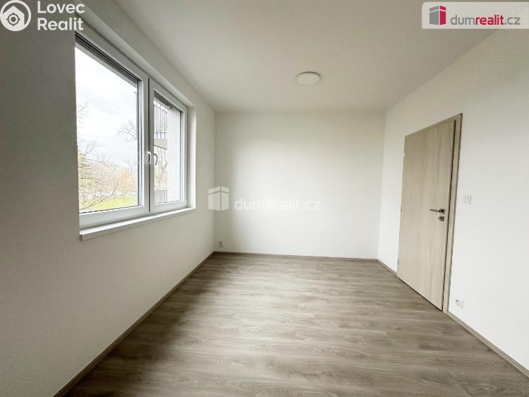 Pronájem bytu 2+KK Lovosice, Václavské náměstí 179/1 č. 3