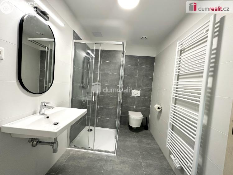 Pronájem bytu 2+KK Lovosice, Václavské náměstí 179/1 č. 4