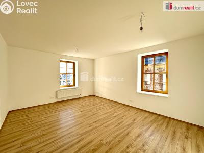 Prodej bytu 2+KK Horní Blatná, náměstí Sv. Vavřince 3 č. 5