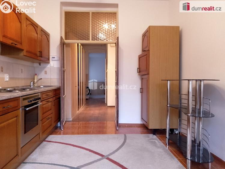 Pronájem bytu 1+1 Karlovy Vary, Petřín 712 č. 1