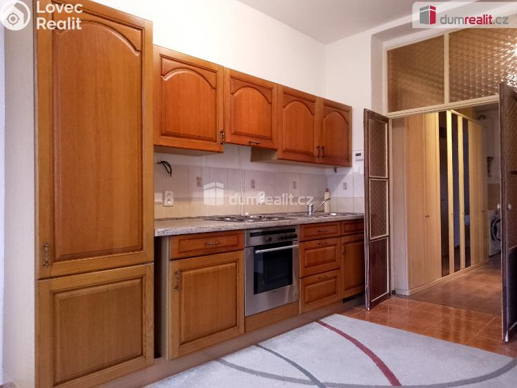 Pronájem bytu 1+1 Karlovy Vary, Petřín 712 č. 4