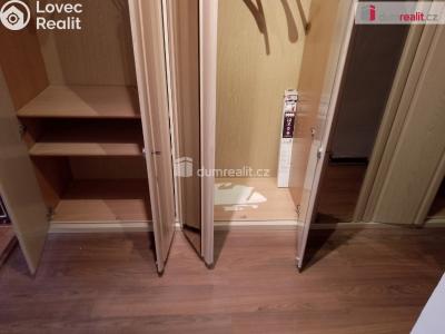 Pronájem bytu 1+1 Karlovy Vary, Petřín 712 č. 13