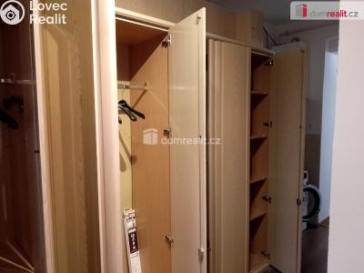 Pronájem bytu 1+1 Karlovy Vary, Petřín 712 č. 14