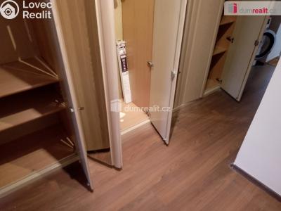 Pronájem bytu 1+1 Karlovy Vary, Petřín 712 č. 15