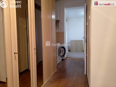 Pronájem bytu 1+1 Karlovy Vary, Petřín 712 č. 10