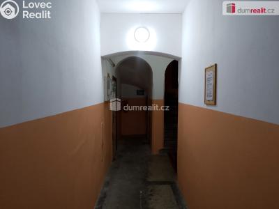 Pronájem bytu 1+1 Karlovy Vary, Petřín 712 č. 27