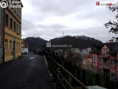 Pronájem bytu 1+1 Karlovy Vary, Petřín 712 č. 30