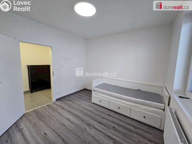 Pronájem bytu 3+KK Praha, Želetická 195 č. 6