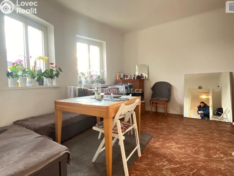 Prodej bytu 2+KK Praha, U Klavírky 1349 č. 9