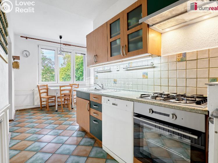 Prodej bytu 3+1 Karlovy Vary, Sibiřská 854 č. 3