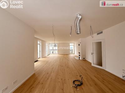 Prodej bytu 2+KK Mariánské Lázně, Zeyerova 716 č. 4