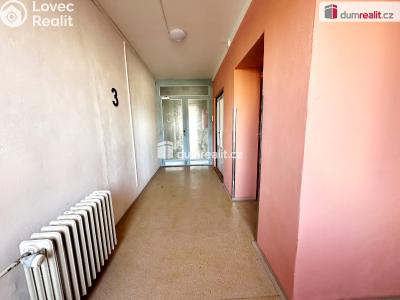 Pronájem bytu 2+1 Ústí nad Labem, Stavbařů 2856 č. 10