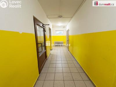 Pronájem bytu 2+1 Ústí nad Labem, Stavbařů 2856 č. 12