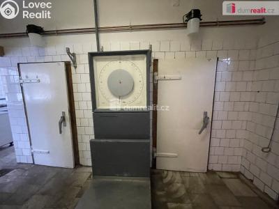 Pronájem komerční nemovitosti Moravský Beroun, náměstí 9. května 566 č. 11