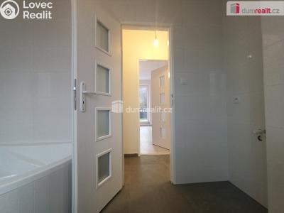 Pronájem bytu 2+1 Karlovy Vary, Lesní 255 č. 18