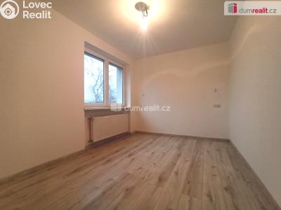 Pronájem bytu 2+1 Karlovy Vary, Lesní 255 č. 26