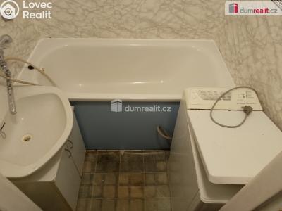 Pronájem bytu 2+1 Karlovy Vary, Šumavská 1732 č. 16