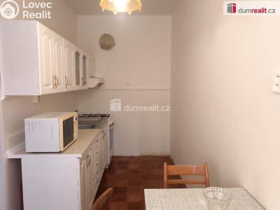 Pronájem bytu 2+1 Karlovy Vary, Šumavská 1732 č. 5