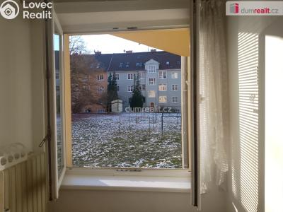 Pronájem bytu 2+1 Karlovy Vary, Šumavská 1732 č. 7