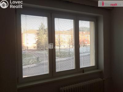 Pronájem bytu 2+1 Karlovy Vary, Šumavská 1732 č. 21