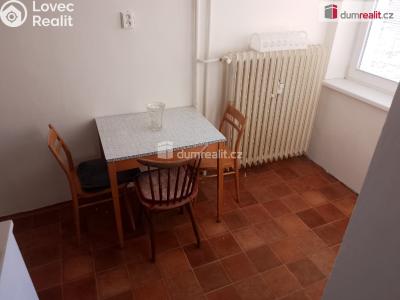 Pronájem bytu 2+1 Karlovy Vary, Šumavská 1732 č. 8