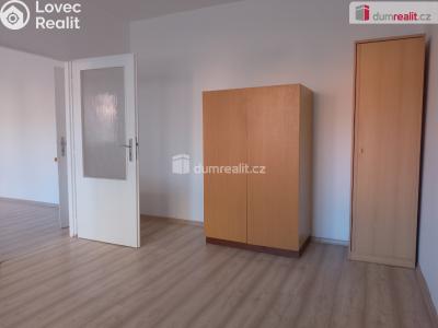 Pronájem bytu 2+1 Karlovy Vary, Šumavská 1732 č. 19