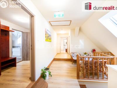 Prodej ubytovacího zařízení Hluboká nad Vltavou, nám. Čsl. armády 33 č. 24