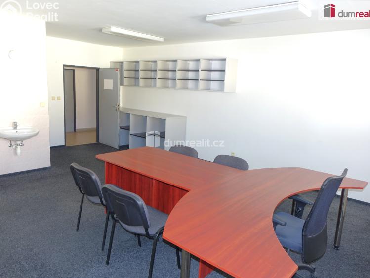 Pronájem kanceláře Černovice č. 1