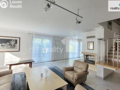 Pronájem rodinného domu Průhonice, Tovární 550 č. 2