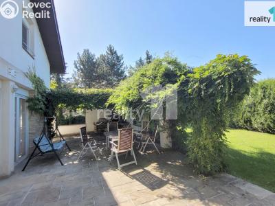 Pronájem rodinného domu Průhonice, Tovární 550 č. 25