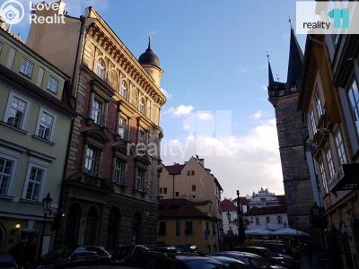 Prodej bytu 5+1 Praha, Dražického náměstí č. 1