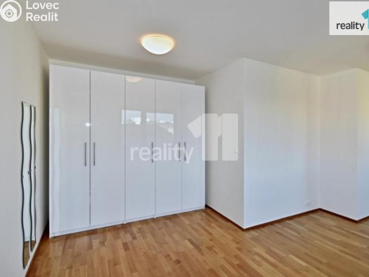 Pronájem bytu 1+KK Praha, Antala Staška 1565/30 č. 3