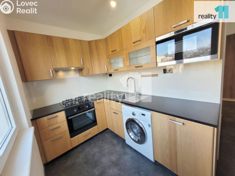 Pronájem bytu 2+1 Praha, Antala Staška 1023/59 č. 4