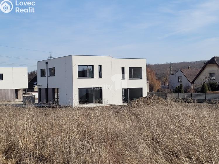 Prodej rodinného domu Kladno, Pechlátova 640 č. 1