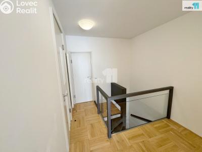 Pronájem bytu 3+KK Praha, U Kanálky č. 25