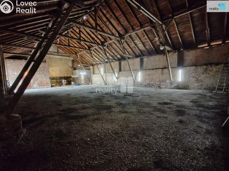 Pronájem skladového prostoru Nové Dvory, Masarykovo nám. 4 č. 4