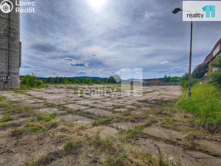 Pronájem komerčního pozemku Strašice č. 2